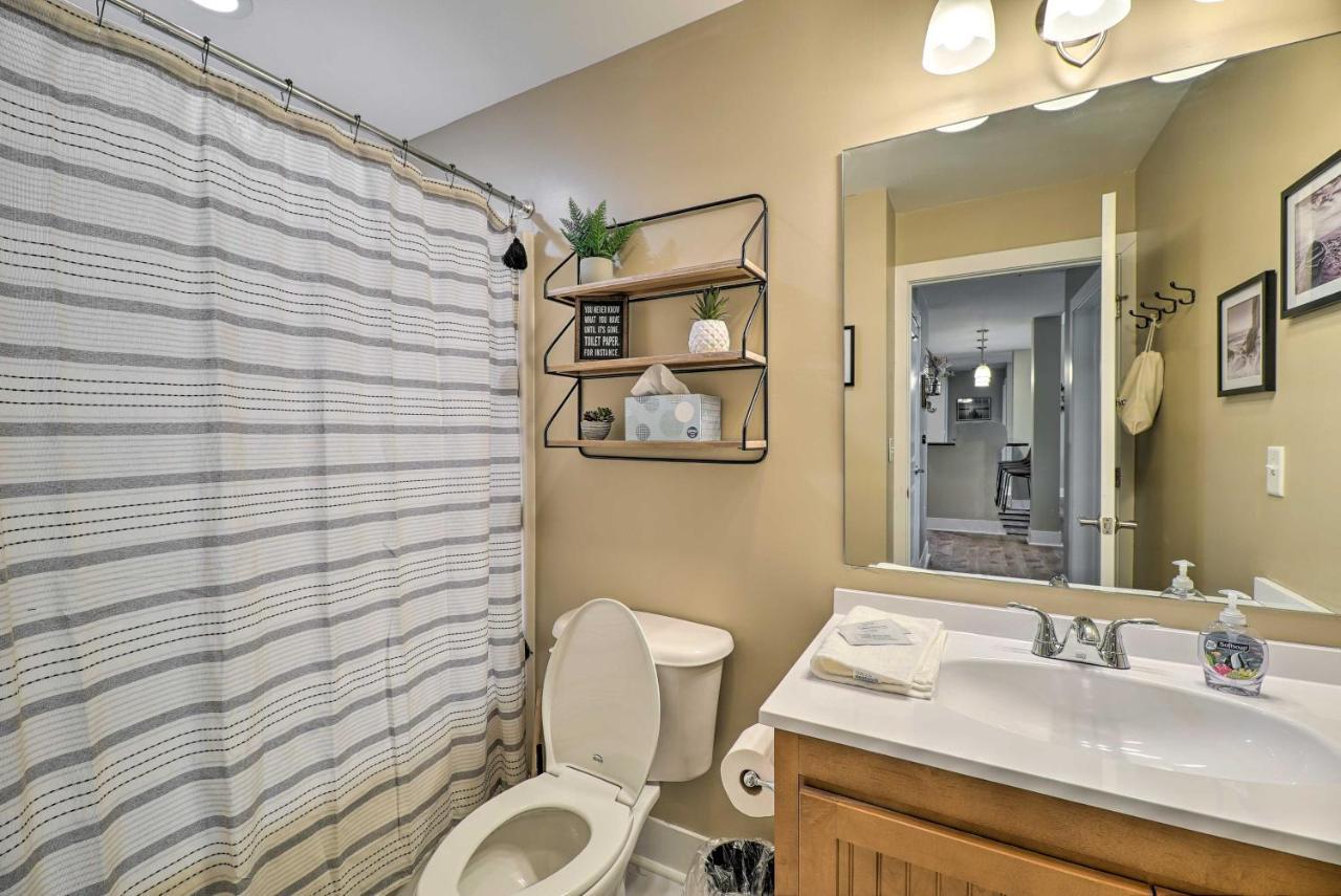 Grand Haven Condo - Walk To Nearby Hot Spots! Exterior foto